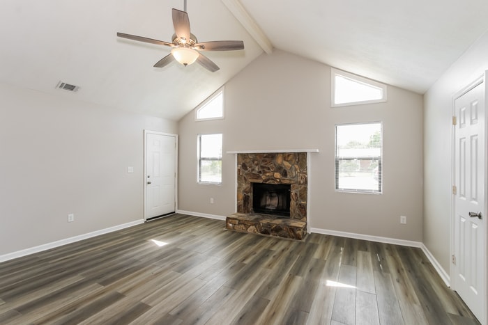 Building Photo - 2505 Teakwood Dr