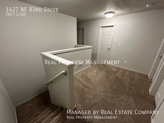 Building Photo - 1427 NE 83rd Dr