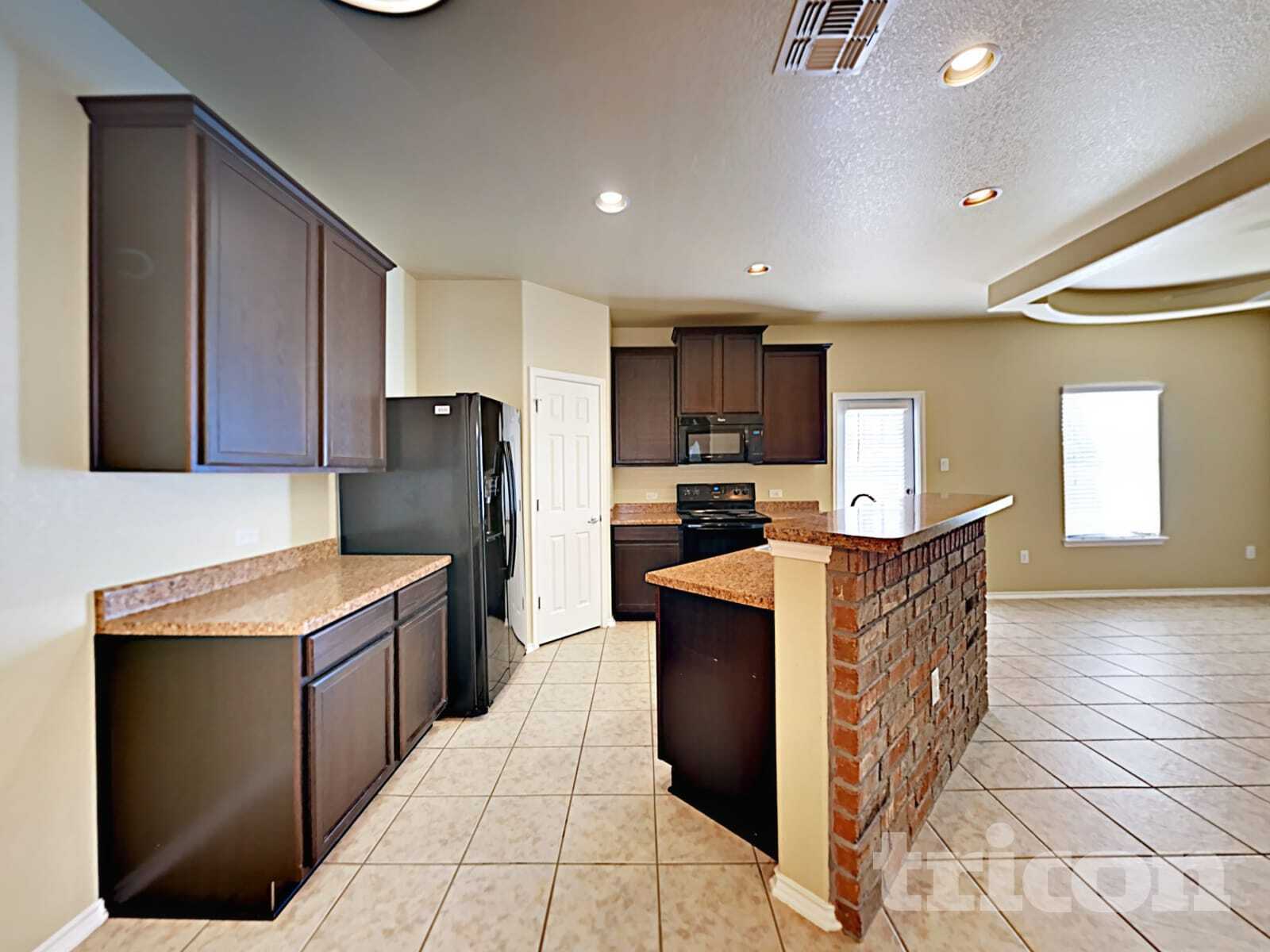 Building Photo - 3846 Bogie Way