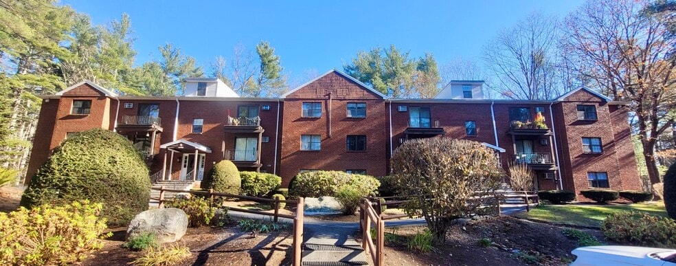 Building Photo - 81 Liberty Square Rd