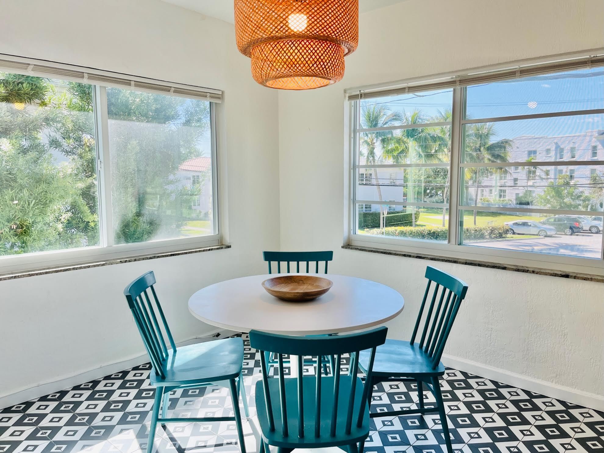 Building Photo - 7207 Bay Dr