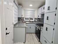 Building Photo - 2547 Hermosa Ave
