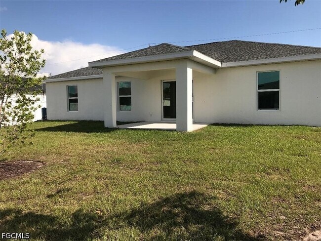 Building Photo - 1113 NW 12th Terrace