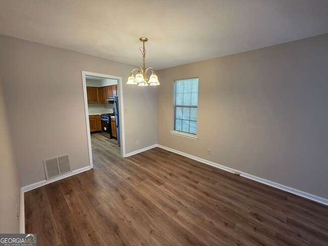 Building Photo - 300 Handley Ct