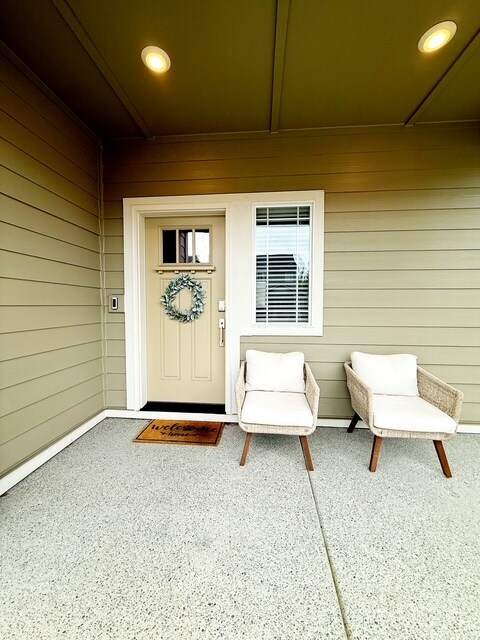 Building Photo - 975 Thrush Ct SE