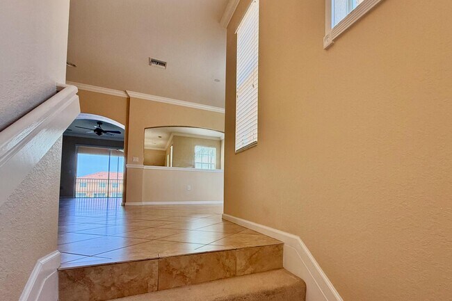 Building Photo - 7539 SW Herrington Ln