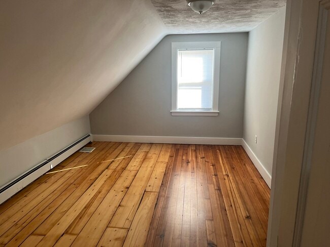 Building Photo - 159 E Central St