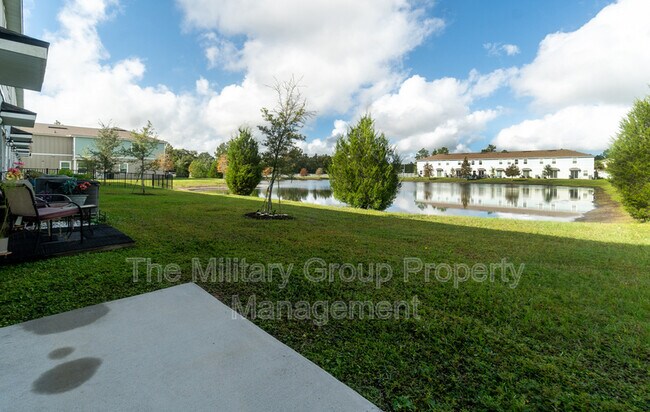 Building Photo - 958 Observatory Pkwy