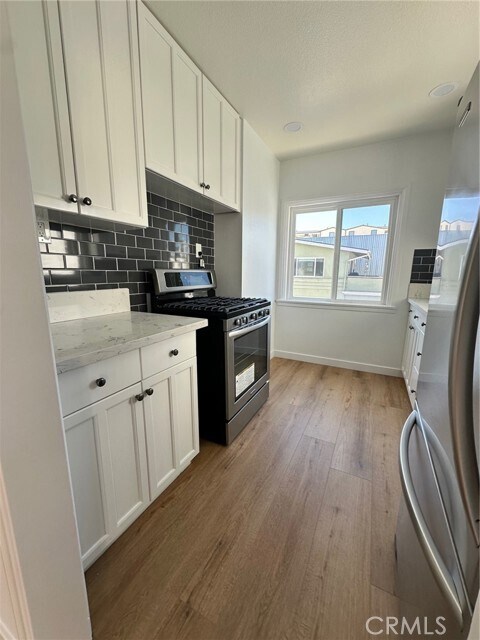 Building Photo - 4208 River