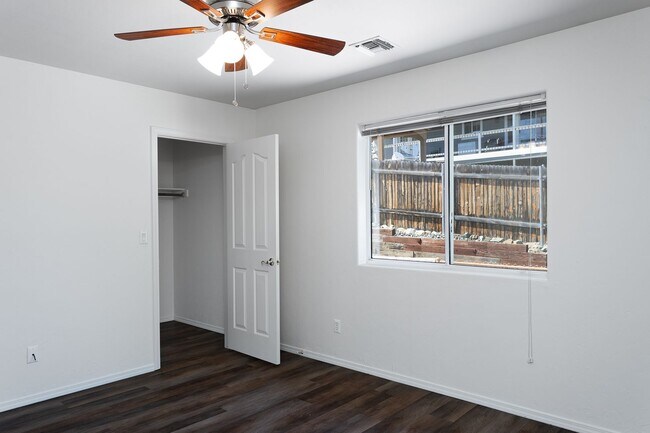 Building Photo - 8381 E Hopi Cir