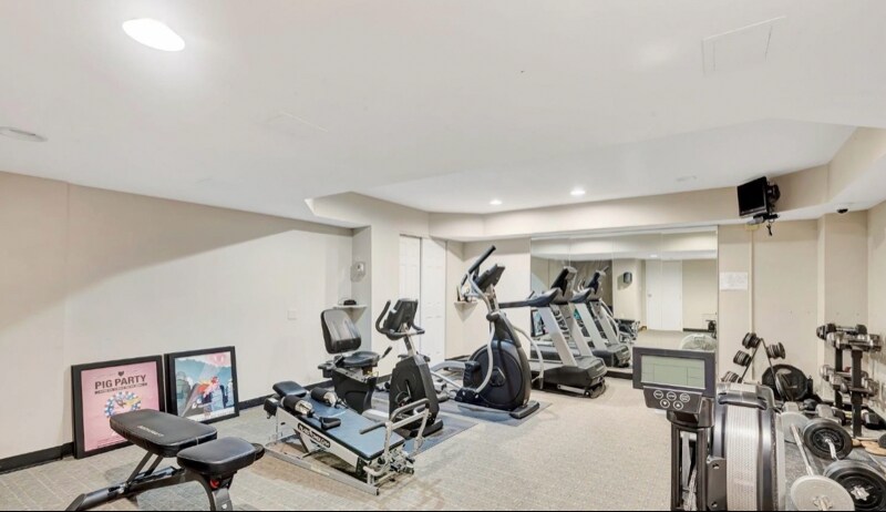 Building Photo - 1815 William Howard Taft Rd