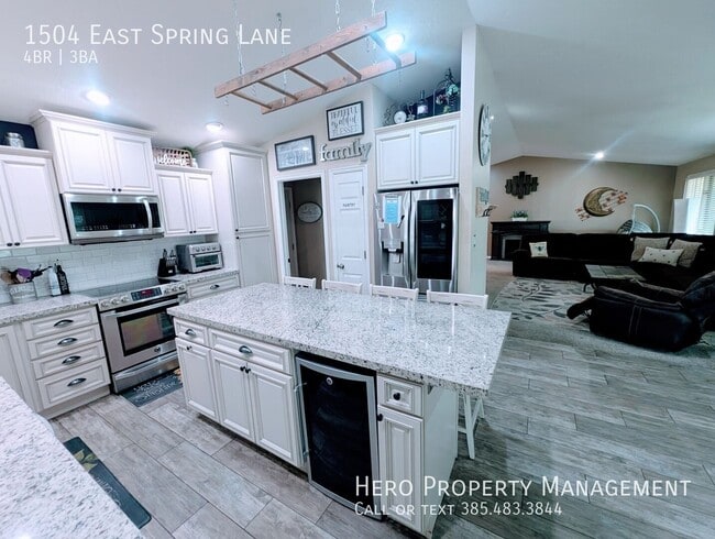Building Photo - 1504 Spring Ln