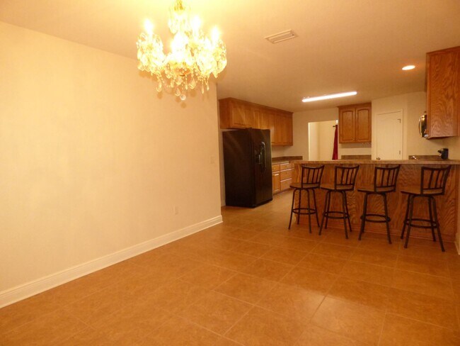 Building Photo - Custom-Built 3-Bedroom Home