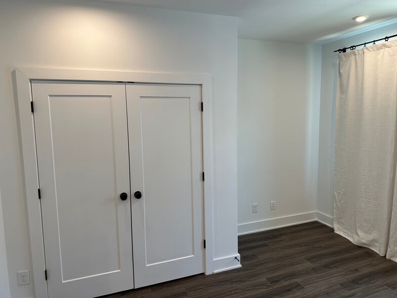 Building Photo - 1253 Wright Ln SE