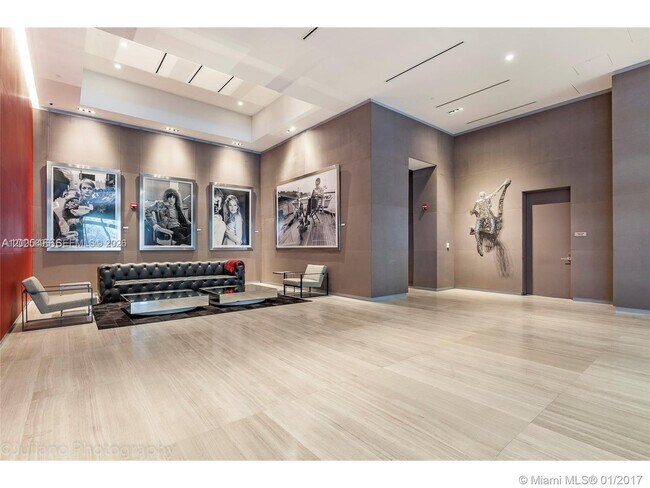 Building Photo - 1080 Brickell Ave