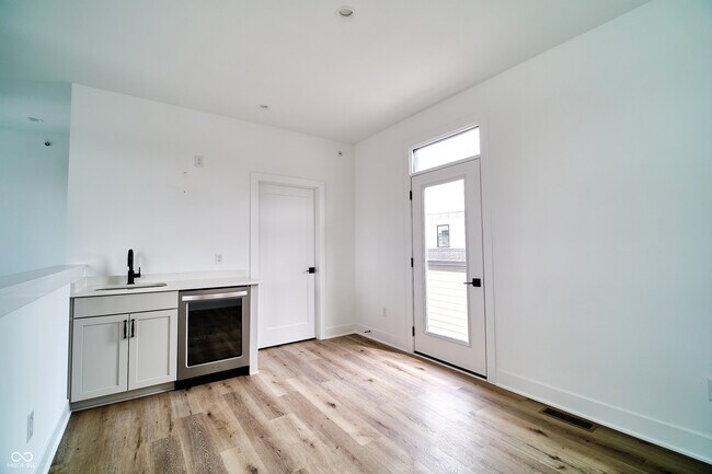 Building Photo - 519 Fulton St