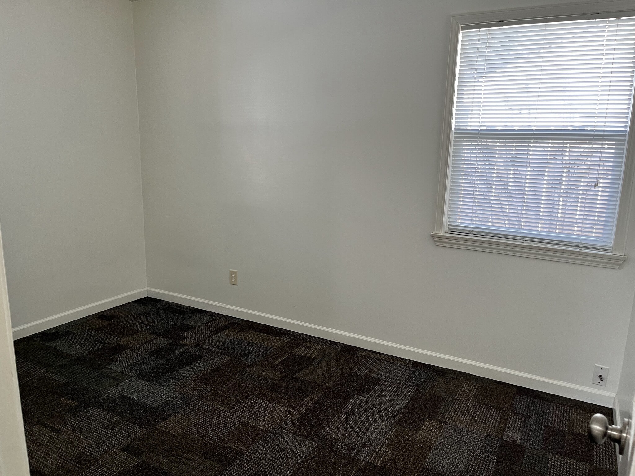 Bedroom 2 - middle - 920 Spruce Street