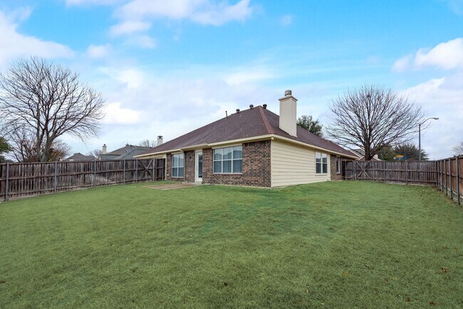 Building Photo - Beautiful custom Richardson Home!  Plano ISD