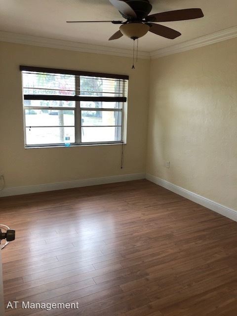 Building Photo - 5 br, 2 bath House - 3801 NW 4 PL