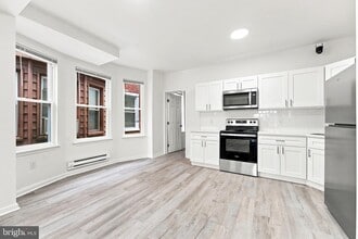 Building Photo - 1315 N 59th St