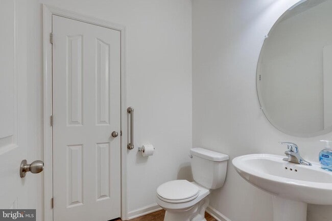 Building Photo - 49 Creekside Wy