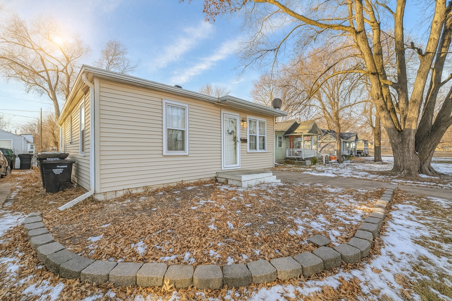 Building Photo - 4221 N St