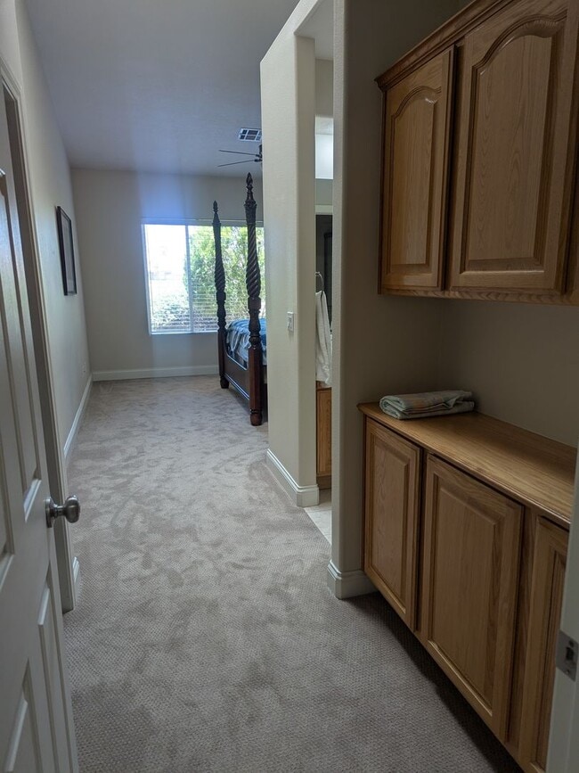 Building Photo - Furnished 3-Bedroom Townhome with Stunning...