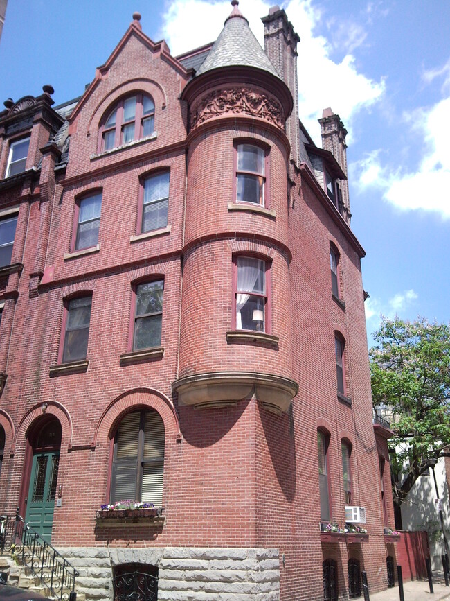 Best Hi Queen Anne Victorian in Philadelphia - 2013 Locust St