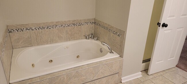Building Photo - Say Hello to Your New Home! 3 Bedroom/2.5 Bath