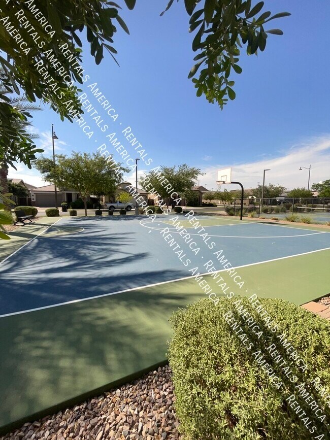 Building Photo - 10428 E Nopal Ave