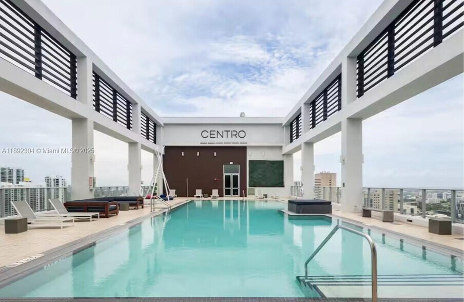 Building Photo - 151 SE 1st St