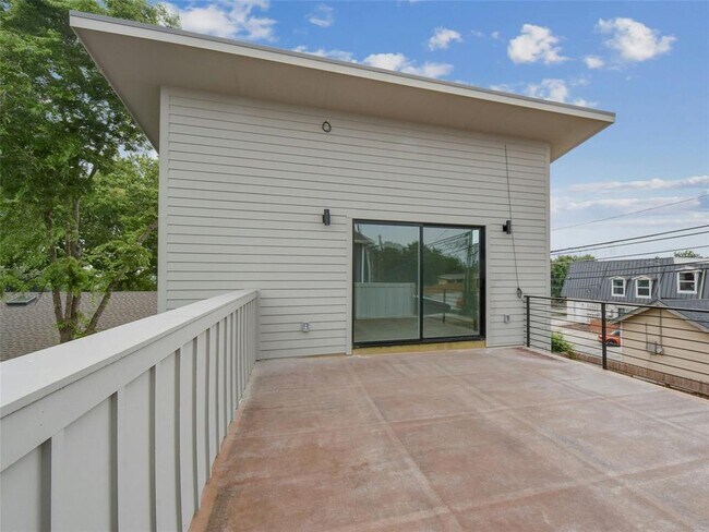 Building Photo - 313 Blackson Ave