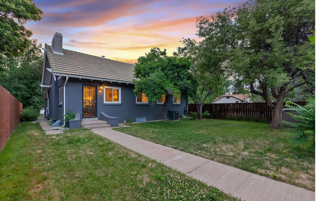 Building Photo - Beautiful 2 Bed Home in Cherry Creek