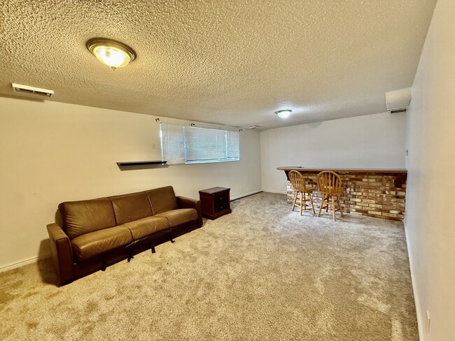 Building Photo - 1993 E 6850 S