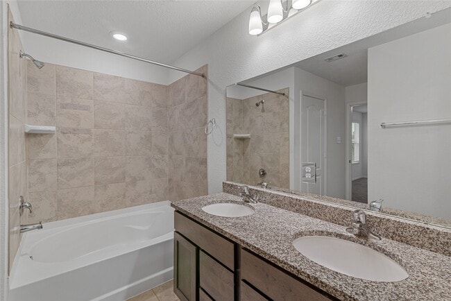 Building Photo - 647 Ash Mill Dr