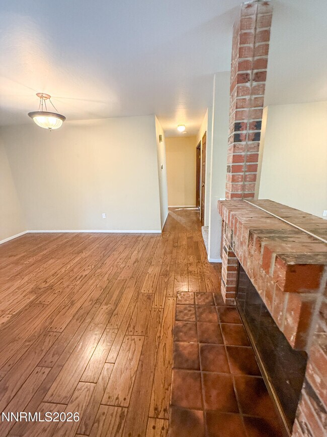 Building Photo - 4011 Bluegrass Ct