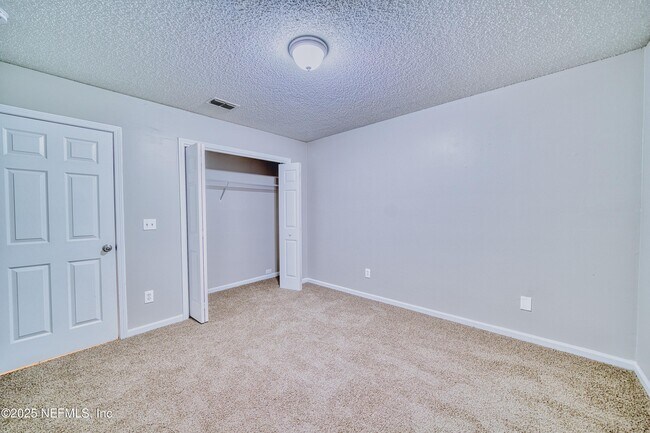 Building Photo - 4716 E Catbrier Ct