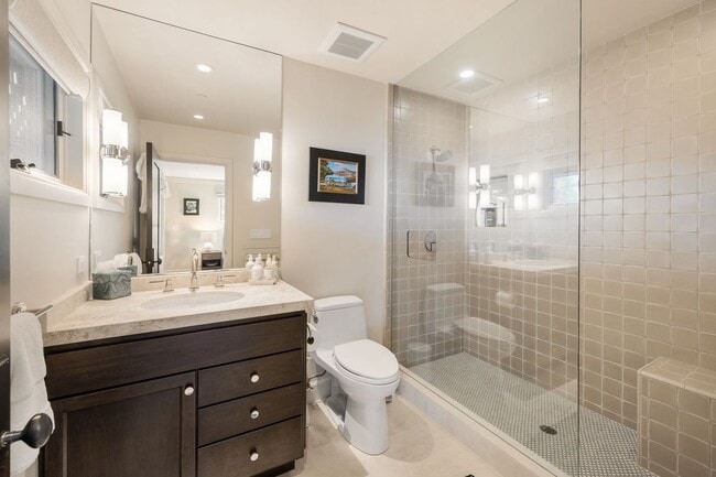 Building Photo - Tahoe Elegance