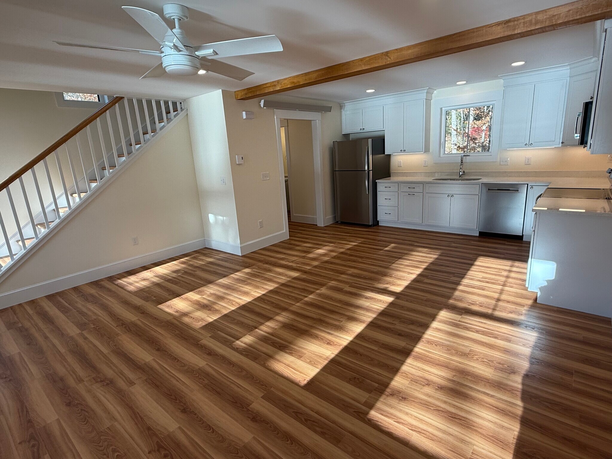 Building Photo - 14 Big Rock Ln