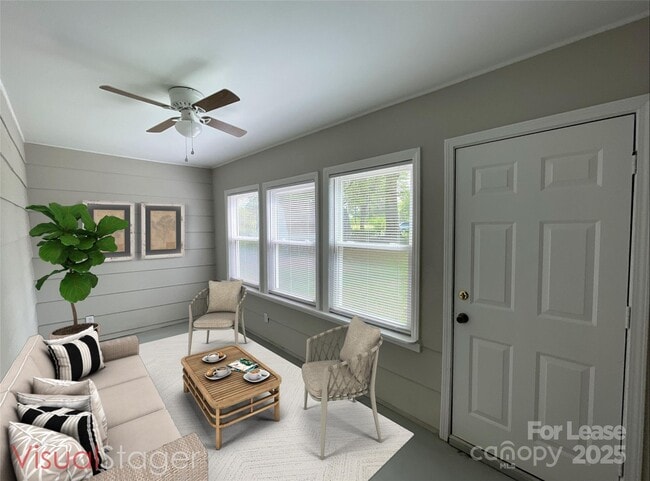 Building Photo - 1607 Russell Ave