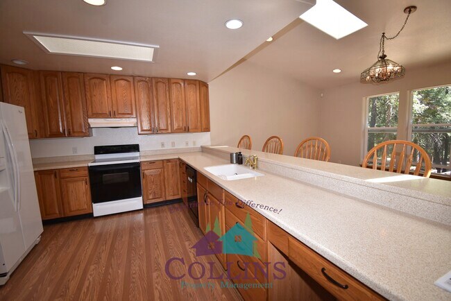 Building Photo - 12437 Silk Tassle Cir