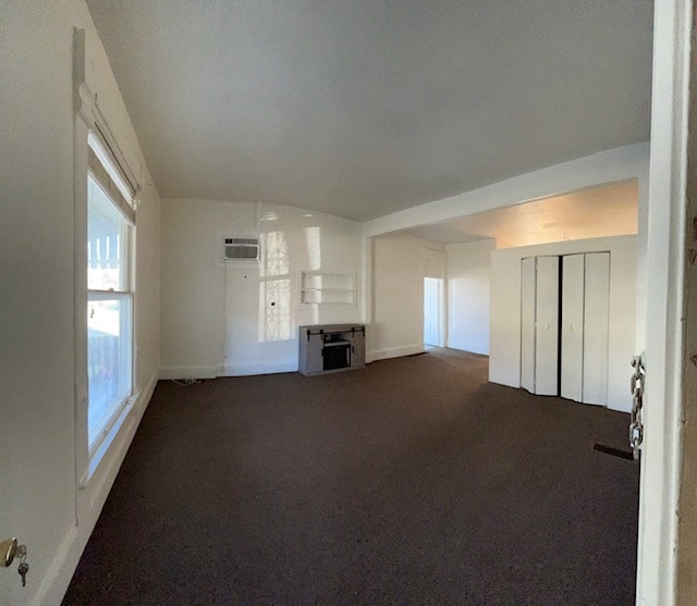 Building Photo - 300 S Washington St