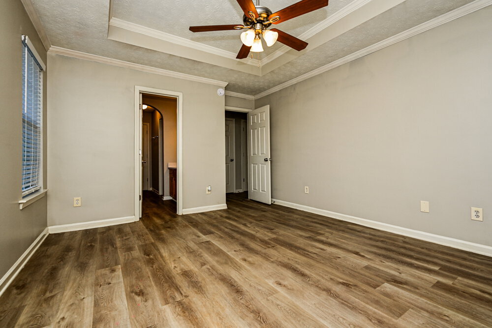 Building Photo - 1025 Borrington Ln