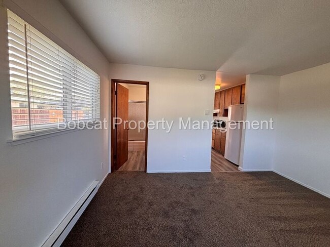 Building Photo - 1516 South Ct