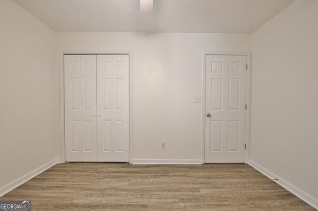 Building Photo - 338 Summer Pl