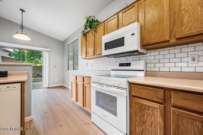 Building Photo - 9231 W Salter Dr