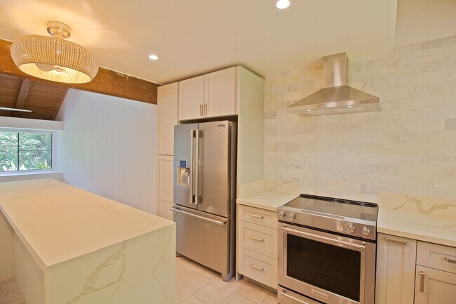 Building Photo - Eden at Haiku Woods – 3BD/2BA/2 Covered Pa...