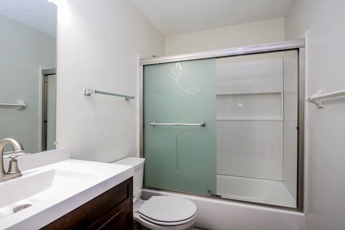 Building Photo - 5207 Antigua Trail