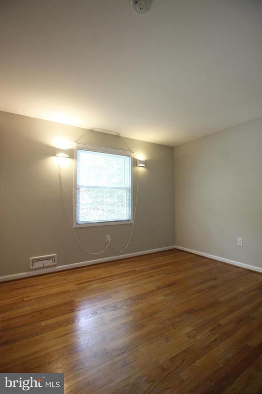 Building Photo - 6211 Duntley Ct