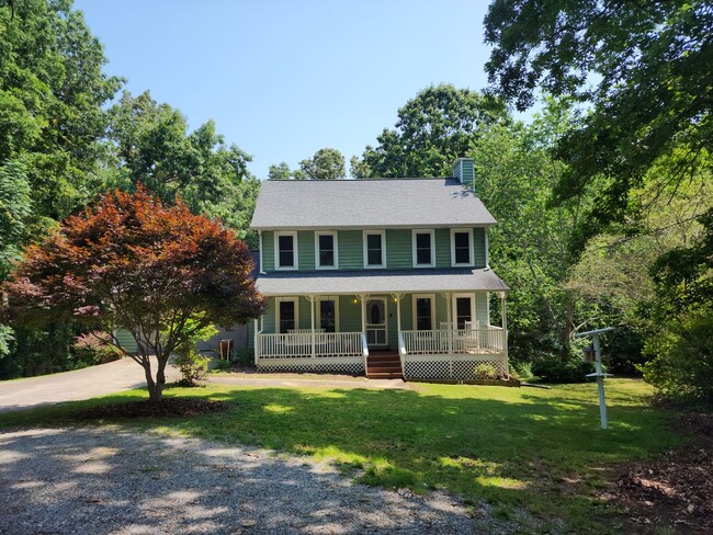 Building Photo - 5564 Dorsett Shoals Rd